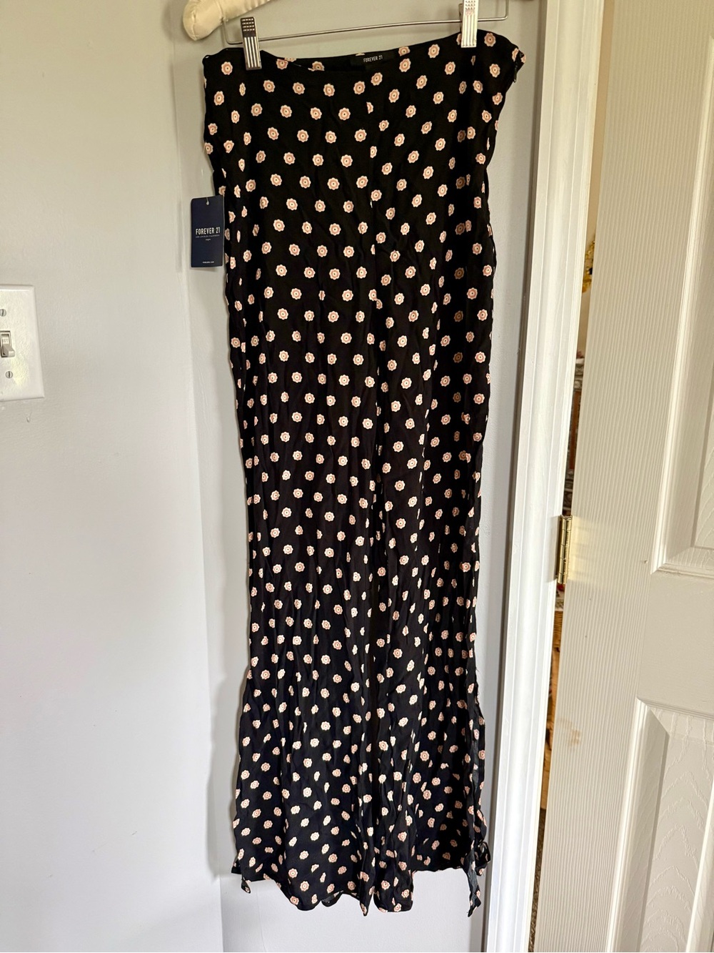 Forever 21 Black Flared Floral Pants